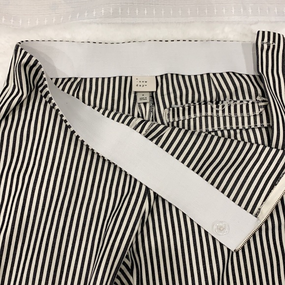 a new day Black and White Pinstripe Skinny Pants - Picture 4 of 6